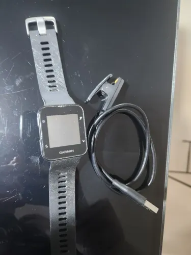 Relógio Smartwatch Garmin Forerunner 35