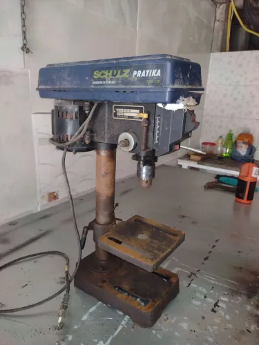 Furadeira de bancada