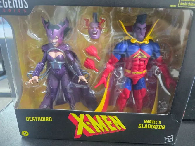 Marvel Legends DeathBird e Gladiator