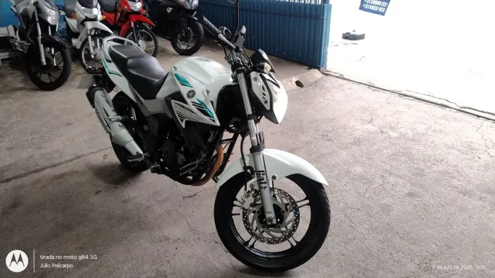 Oportunidade vende-se Fazer 250CC