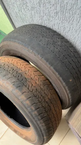 Pneu Dunlop 265/65 R17