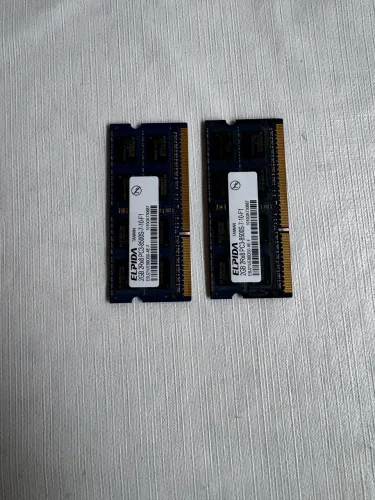 Elpida memória DDR3 2GB 2Rx8 Kit c/2pçs (Usada)