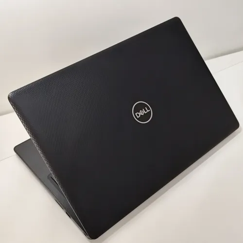 Notebook Dell - Intel Core i7 de 8a Geração - SSD NVME - 16GB de RAM