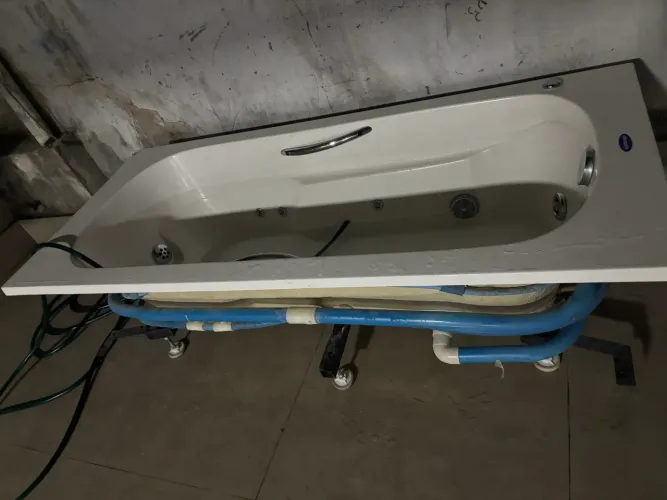 Banheira de hidromassagem