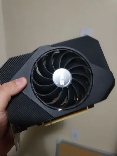 Placa de vídeo GEFORCE RTX 3050 de 8GB Asus