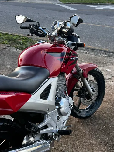 Vendo twister 250 