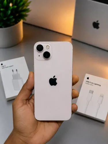 iPhone 13 semi novo