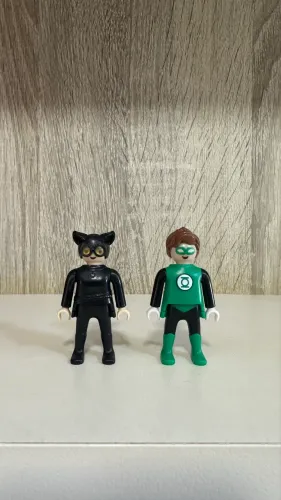 2 DC Playmobil Kinder OVO