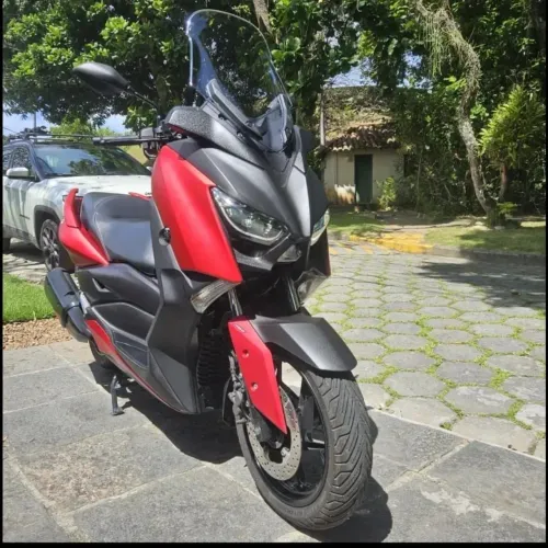 Yamaha xmax