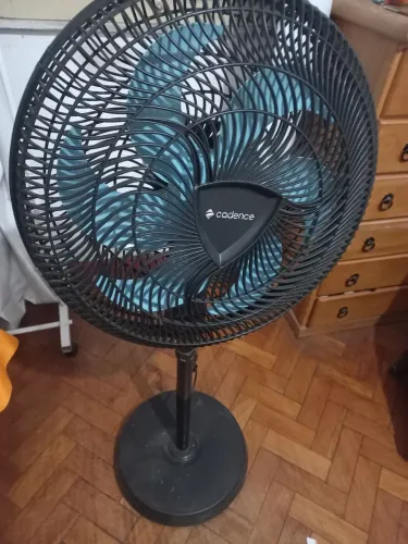 VENDO VENTILADOR  DE COLUNA CADENCE