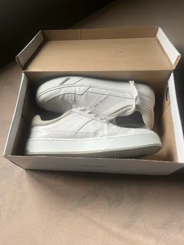 Tênis Calvin Klein