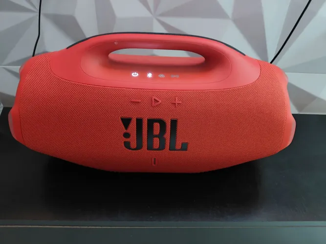 Bombox 4