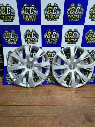 Calota Peugeot aro 15 original usada. R$30,00 cada calota. Disk entrega
