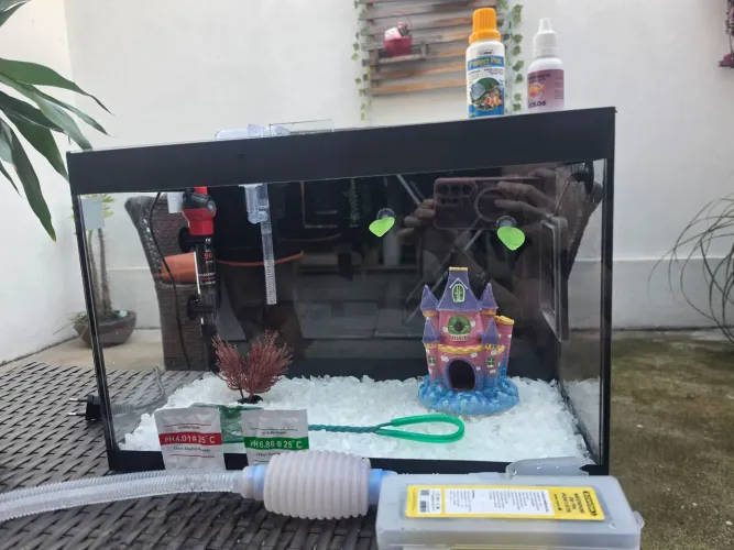 Aquário 28 litros