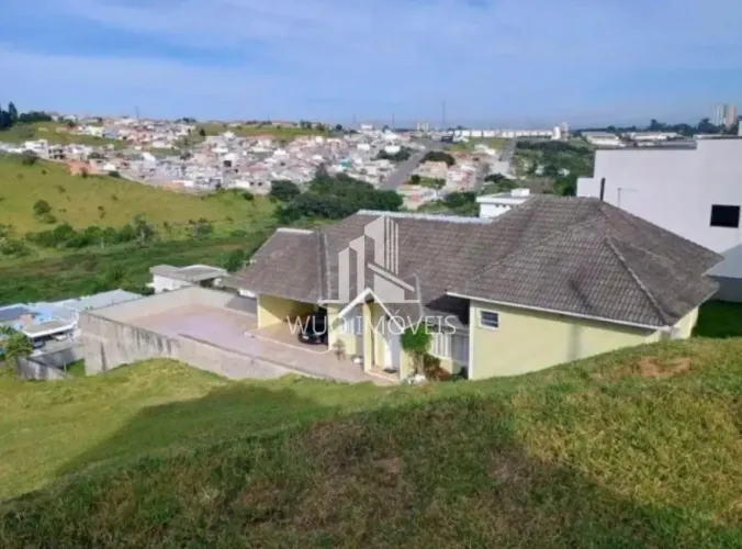 Casa para Locação e Venda no condomínio Mirante do Vale - Jacareí/SP