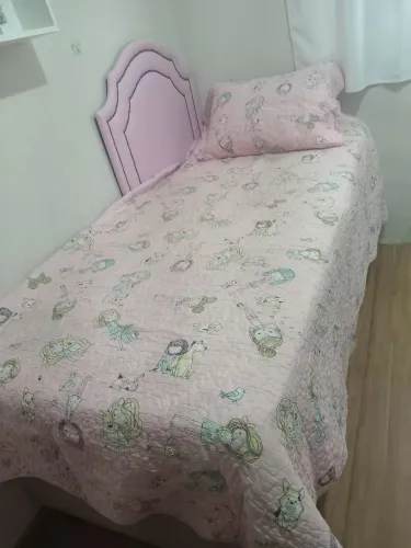 Kit cobre leito menina.