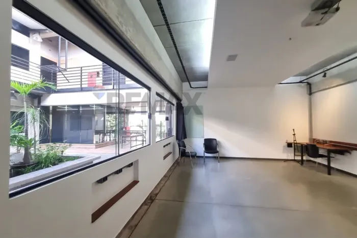 Sala comercial no Térreo para alugar com AC 40m² , Vila Nova Valinhos- Valinhos | SP
