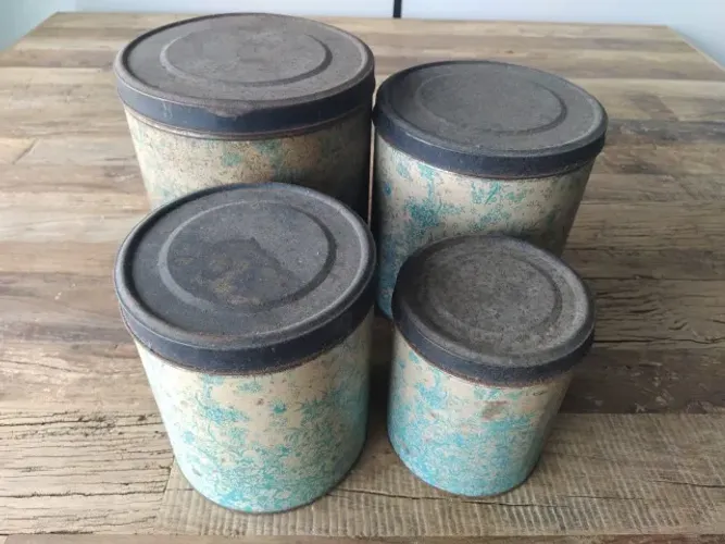 Latas Antigas Biscoitos Mantimentos Jogo Conjunto De Encaixar (Usado)