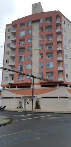 Apartamento 2 dormitórios no Santo Antônio - sacada com churrasqueira e garagem - Joinvill
