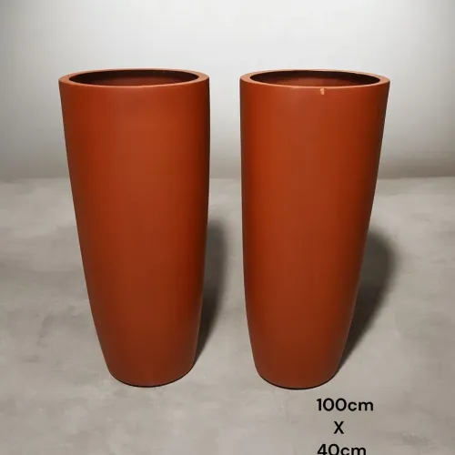 2 vasos em fibra de vidro com 1 mt de altura para plantas