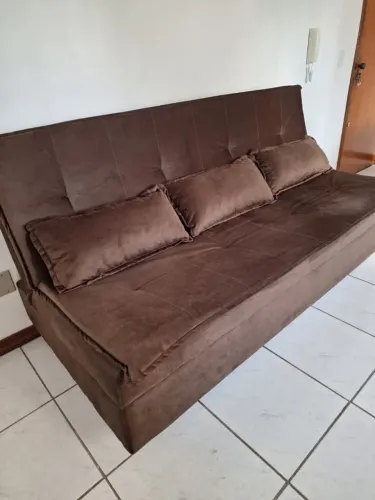 Sofá cama 3 lugares semi novo impecável