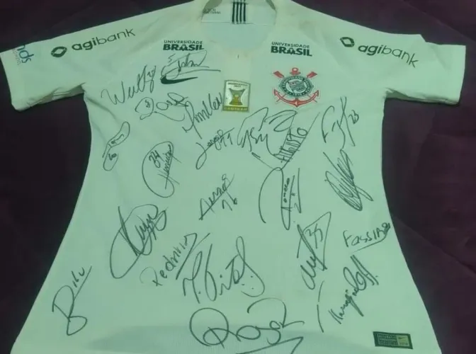 Camisa Corinthians aurografada