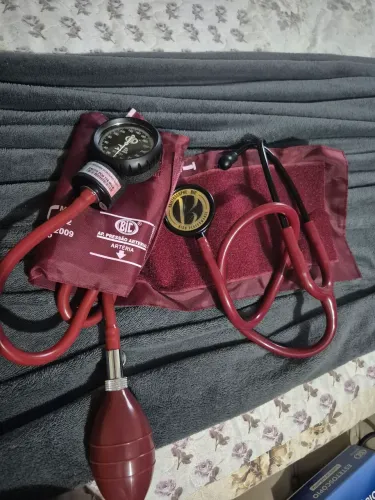 Kit estetoscópio + aferidor de pressão, auscultas afins