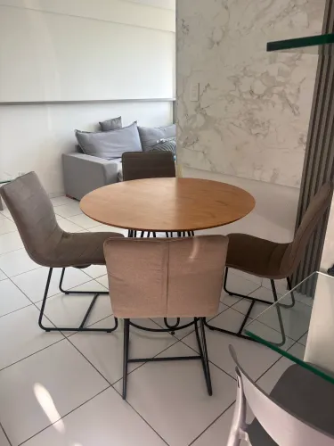 Mesa 1,20m com 4 cadeiras