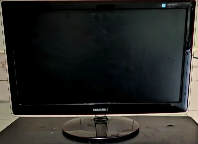 MonitorTv Samsung P2470HN
