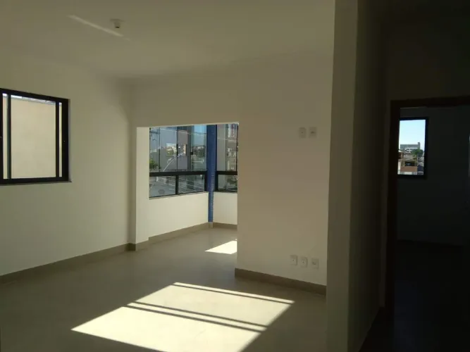 Apartamento 3 quartos - Santa Cruz Industrial
