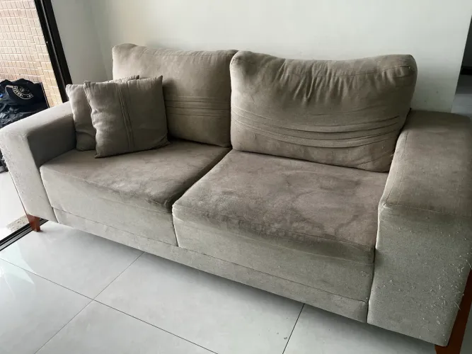 Sofá moderno