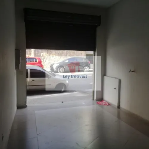 Otimo salão comercial de 40m2 - R$ 2.000 - R. Camé