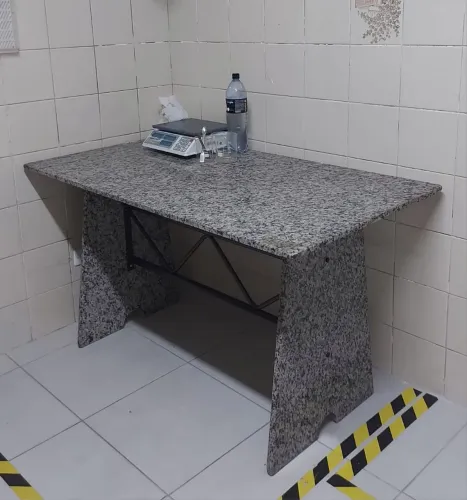 Mesa Granito 6 lugares