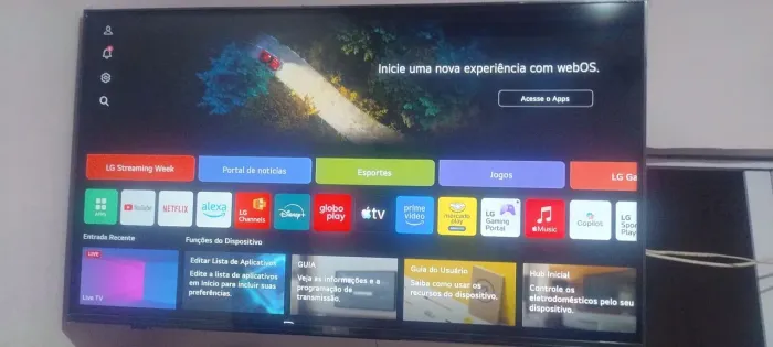 Vendo uma tv modelo webos au75LG 4K 43 polegadas valor r$ 1250 três meses de uso
