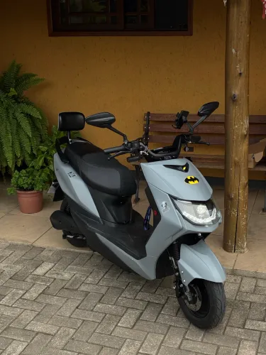 NXT ekay . Semi nova : 500 km rodados