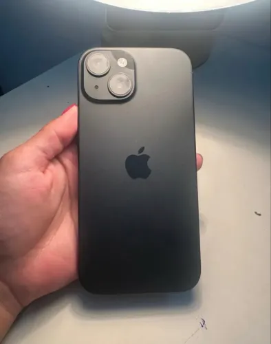 iPhone 15 - 128GB - Nunca aberto