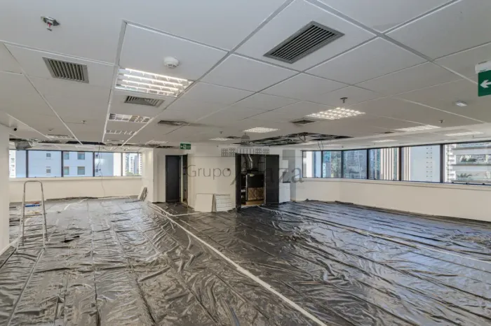 Conjunto Comercial - Itaim Bibi - 392m².