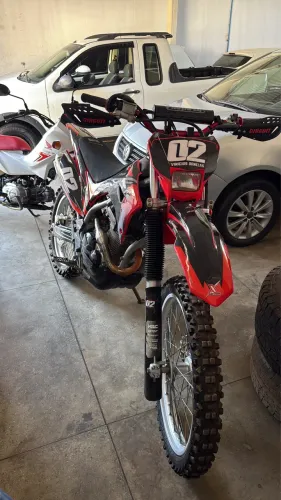 Vende-se CRF 250f