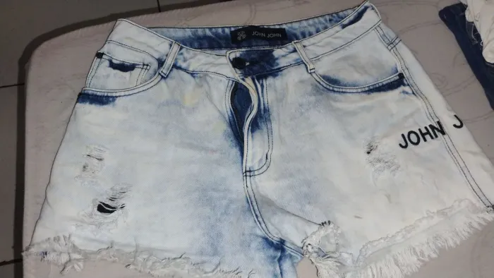 Short jeans