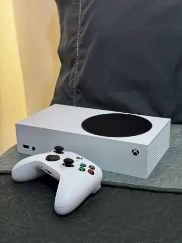 Xbox Series S 512GB - IMPECÁVEL