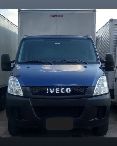 Iveco Daily Baú