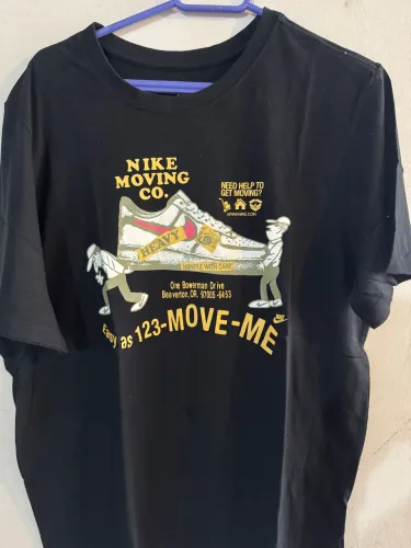 camiseta nike the moving company preta - g