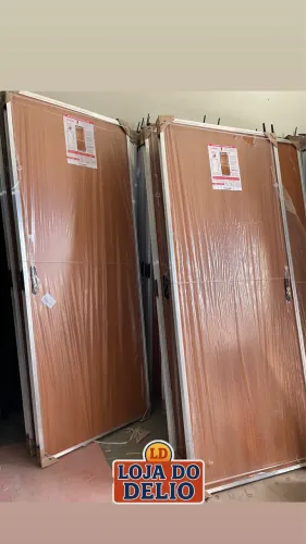 Porta completa com marco e fechadura mogno lisa / entrego