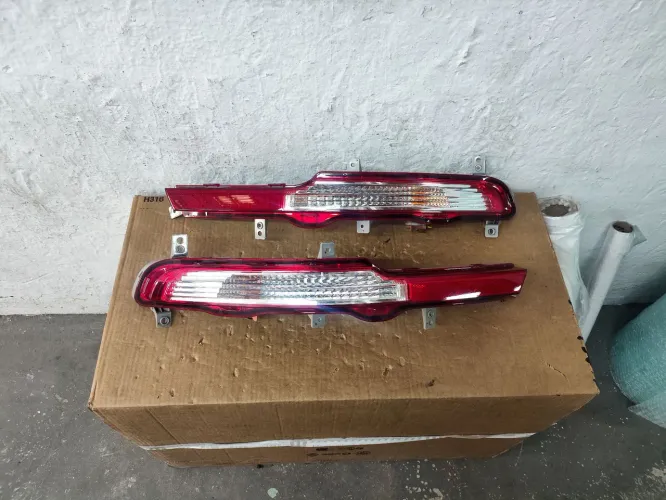 Lanterna Sportage original sem detalhes 