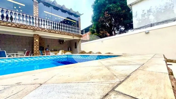 Casa com 4 dormitórios à venda, 257 m² por R$ 1.500.000,00 - Mutondo - São Gonçalo/RJ