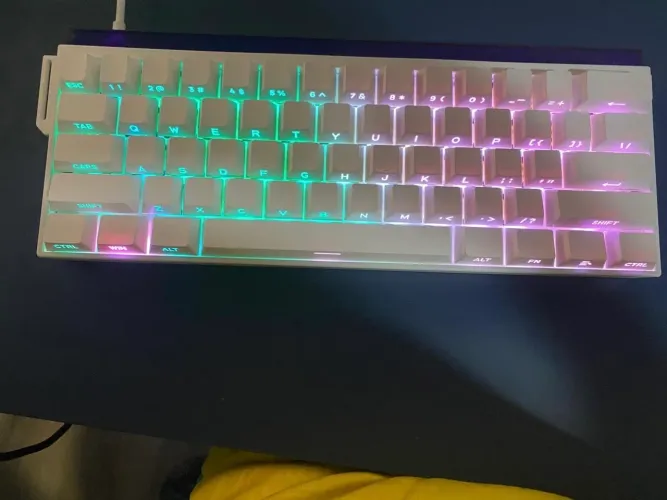Teclado mecânico Veekos Shine60 Magnético - Excelente estado