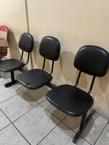 Cadeira de espera (salão e barbearia)