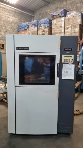 Impressora 3D Industrial Stratasys Fortus 400mc - Tecnologia FDM