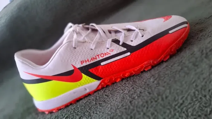 Chuteira Nike Phantom GT2 Academy Society - Tamanho 41 (original)