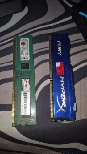 MEMÓRIAS RAM 8GB E 4GB DDR3 ( NÃO SEI SE FUNCIONAM )